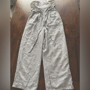 American Eagle. Size XS jumper.